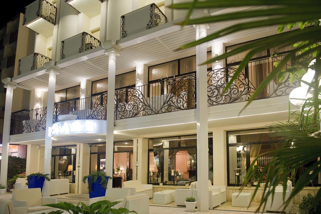 Hotel Baby B&B Milano Marittima Extérieur photo