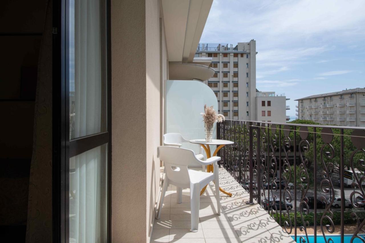 Hotel Baby B&B Milano Marittima Extérieur photo