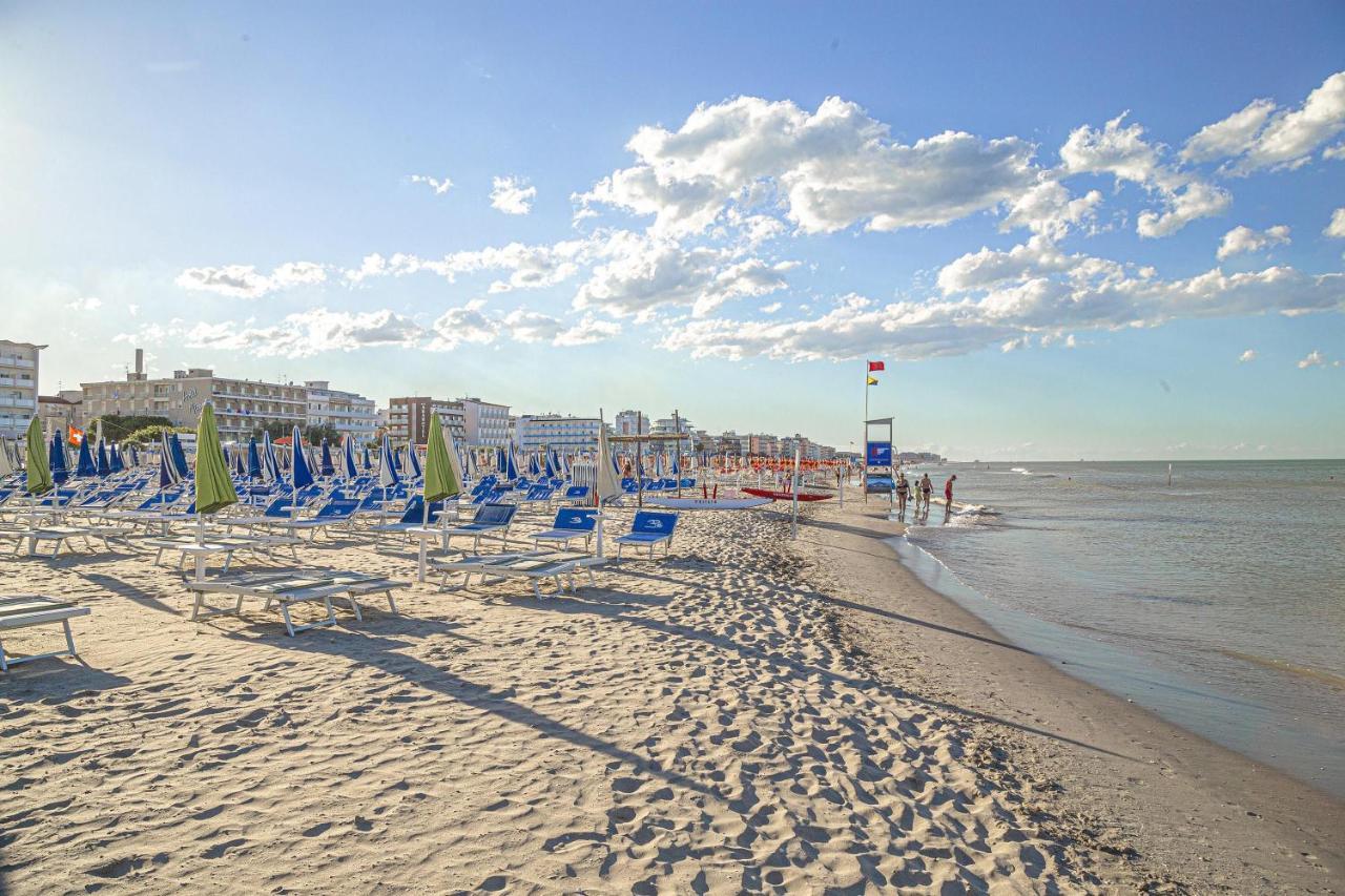 Hotel Baby B&B Milano Marittima Extérieur photo
