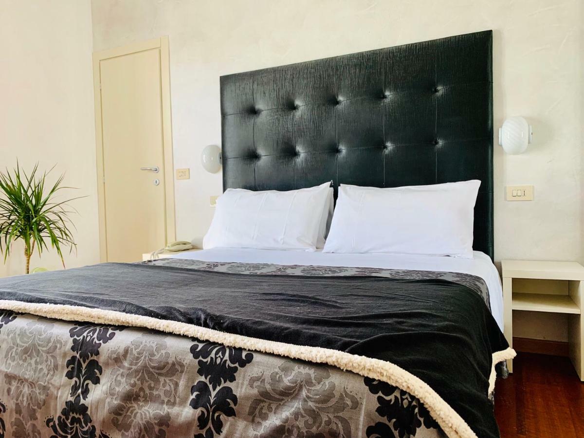 Hotel Baby B&B Milano Marittima Extérieur photo
